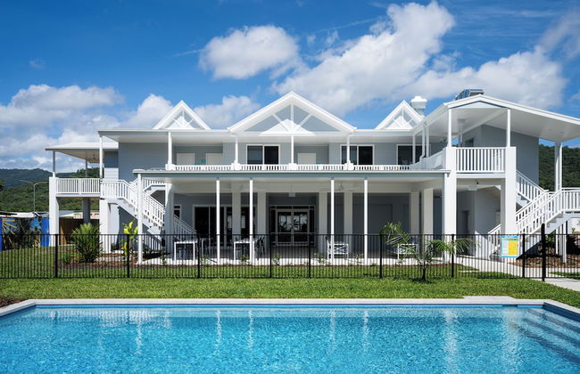 Trinity Collective - Photo 1