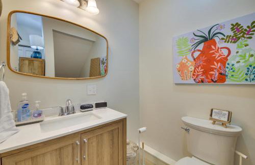 Deck with Water Views Quiet East Boothbay Retreat! - Foto 14