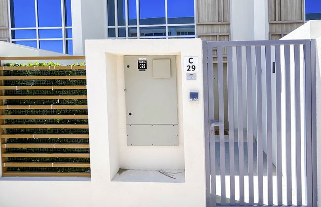 Luxury 1-br Villa in Rukan: Dubai Skyline Views! - Foto 45