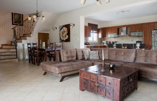 Villa Discover Evia - With Private Jacuzzi - Foto 42