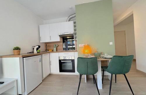 ⁂ Calme et ensoleillé balcon quartier Port Nice - Foto 1