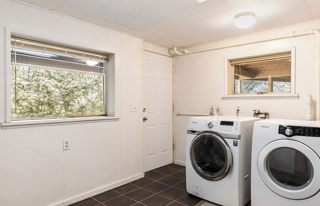 Eagles Watch by Avantstay Large Deck w/ Views - Foto 23