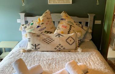 Stylish 3 bed Cotswold cottage with stunning views - Foto 10