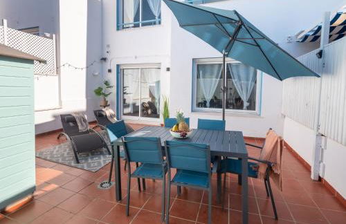 Family Fairways I Spacious 4-Bedroom Townhouse Near Beach & Golf, Estepona - Photo 10