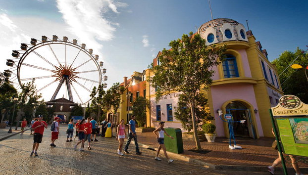 Hopi Hari Private Tour - Photo 2, Welcome to Hopi Hari Park