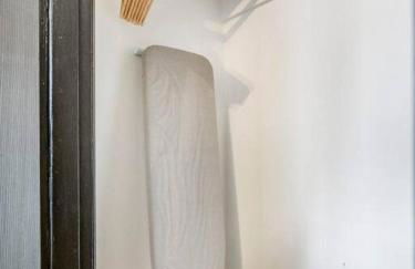 Picture Perfect Bungalow in the heart of DT Vancouver - Foto 10