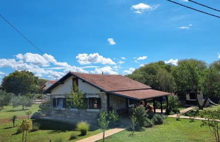 Villa Stone Medal - Photo 19