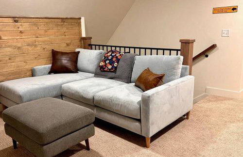 Brand NEW Cabin in the pines - Foto 51