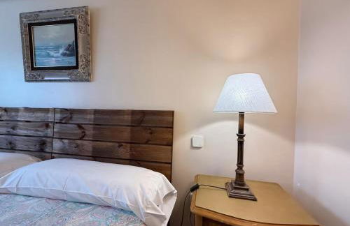 Chalet con jardín, piscina y barbacoa en Logroño - Foto 37