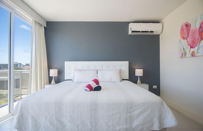 Las Islas Condo 8 in Noord - Foto 13