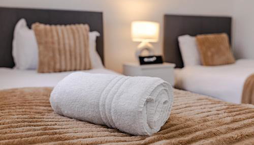 New Modern 2-Bed Apartment in Central Southend, Sleeps 5, Contractor Friendly - Foto 5, towels