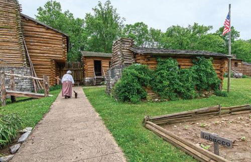 Creekside Base for Hiking and Biking, Near Downtown - Foto 54