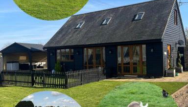 The Gatehouse - Photo 1, Garden