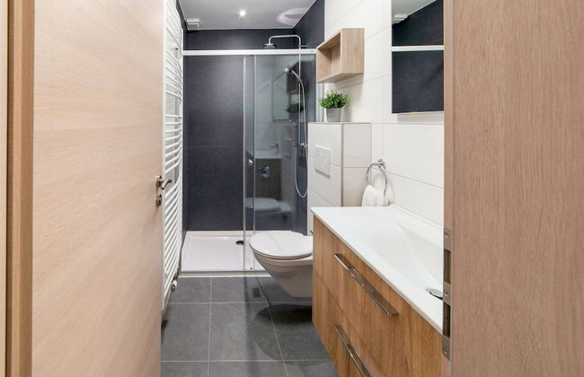 Holiday Home in Waimes With Garden - Photo 31