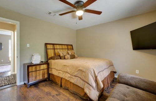 Near Airport and Interstate Houston Area Townhome - Foto 14
