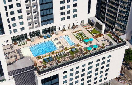 Lux High Rise one stop 2 bedroom private Share kitchen Professional Respected apartment - Foto 3