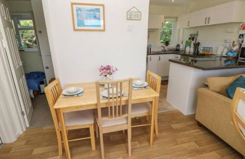 Drake Cottage - Photo 6