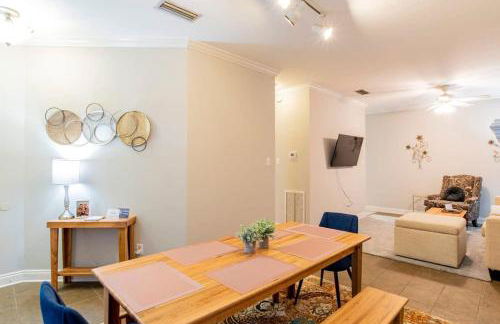 Hazel's Happy Hideaway- Midtown Mobile! - Foto 13