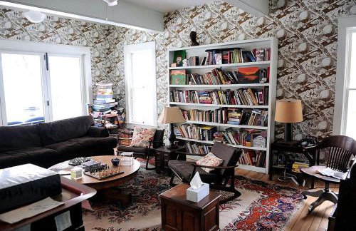 Charmingly Historic Cottage Rental Perfect for Large Groups in Aurora, New York - Foto 5