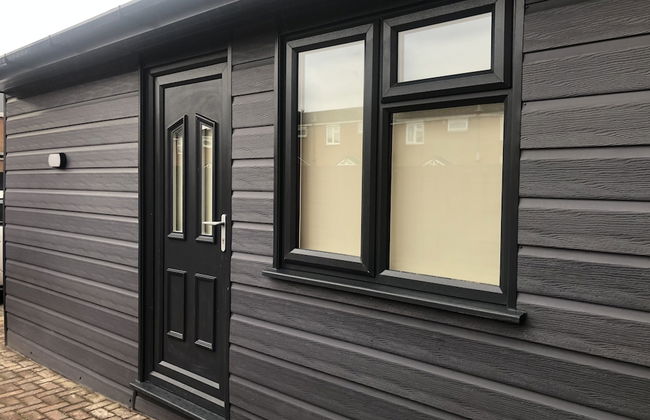 Martindale Flats with Parking - Foto 17