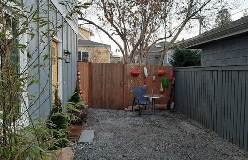 Alki Beach Cottage, NEW, 2 bedrooms, 2 bathrooms, near beach, AC, WD, Parking - Foto 27