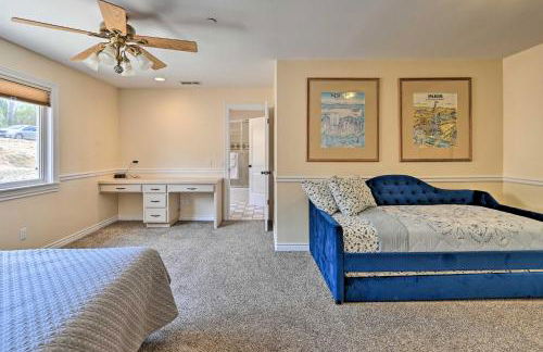 Luxe Vista Getaway with Private Pool and Hot Tub! - Foto 18