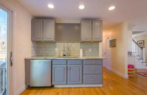 Nature Lover's Pondside Getaway - Photo 7