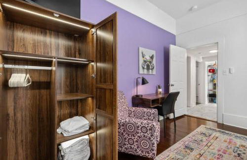 Vineyard Cottage-Pet Friendly & Walk to Oaklawn! - Foto 31