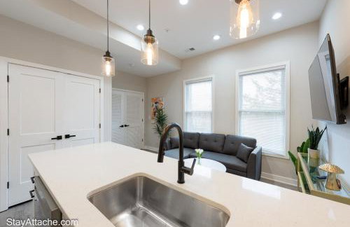 LUX 2BR Apartment in DC with Patio - Foto 3