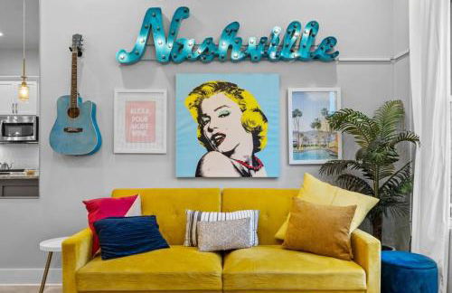 City Heights - Broadway Designer Condo - Foto 5