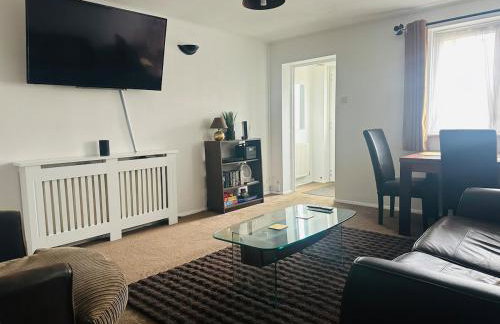 Charming 2Bedroom Home with Garden & Parking for 2 - Foto 1