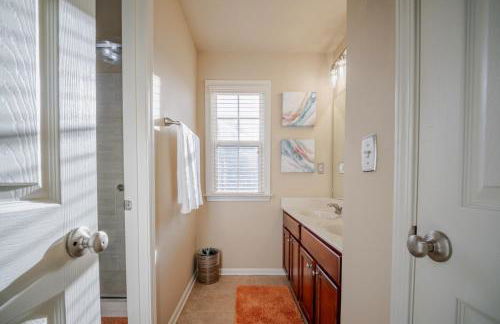 Modern 5BR Retreat with Office Fully Furnished - Foto 13