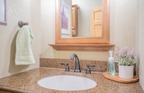 Tucked Away Timber Upper Suite - Foto 20