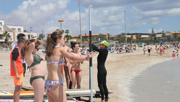 Curso de paddle surf en Caleta de Fuste - Foto 3
