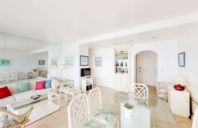 Oceana Suites Vanguardia - Photo 14