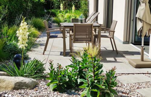 Ruhige Ferienwohnung mit Garten und Garage in Privatvilla - Foto 10