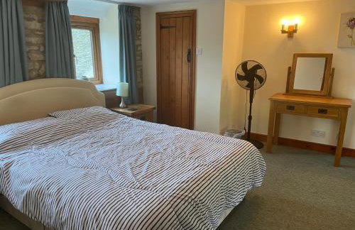 Thames Cottage, Old Mill Farm, Cotswold Water Park - Foto 4