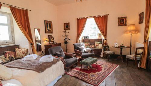 Catherine Parrs Sewing Room - Photo 5