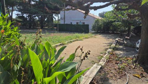 Logement au Mas de la Couloumine Gîte Le Madeloc - Foto 5, Garden