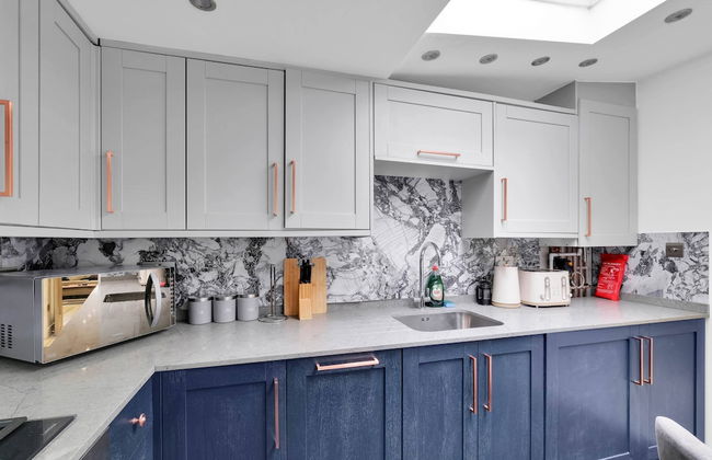 Newly Refurbished 2 Bed Hse Town Centre - Foto 13