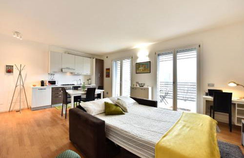 GuestHost - Casa Kikka luminoso bilo con balcone - Foto 10