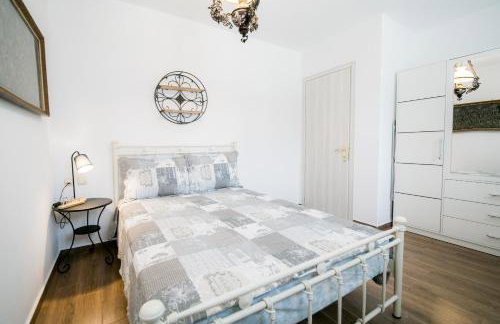 Mermaid Beachfront Villa - Photo 40