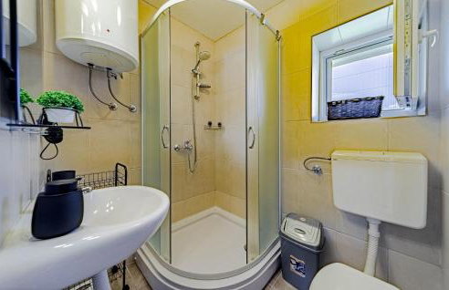 2 Bedroom Gorgeous Home In Hodilje - Photo 30