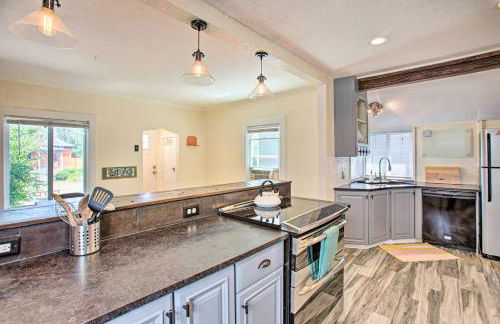 Modern House with Yard Less Than 7 Mi to Downtown Denver! - Foto 11