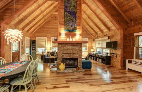 Respite at Big Canoe - Wood-burning fireplace bright interiors Wifi - Foto 8