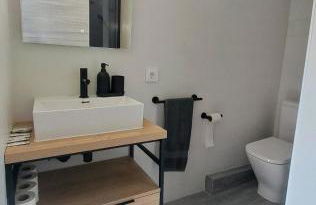 Topdown Apartments - Photo 33