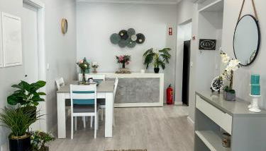 Maré Alta - Scenic Seaside Stay with outdoor deck - Photo 4