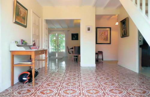 4 Bed-Sleeps 8-Aircon-Garden-Pool-Parking - Foto 28