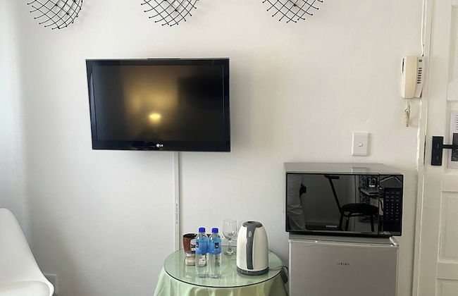 Charming Executive Studio, Solar Power, Wifi - Foto 14