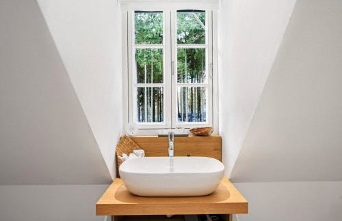 GUT KLETKAMP "Försterei" - Freistehendes Backsteinhaus mit 4 Schlafzimmern ruhig am Waldrand gelegen I Kamin I Garten & Terrasse I 15 Min zur Ostsee I 3 Bäder I Küche I Parkplatz I WLAN - Foto 6